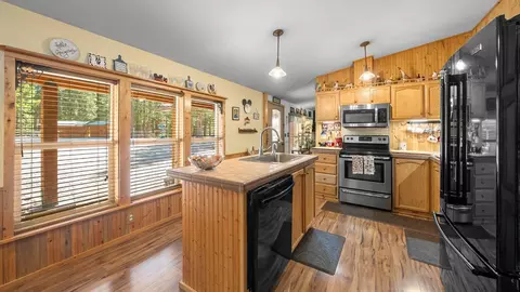 2201 Beaver Rd, Clio, CA 96106 photo 12