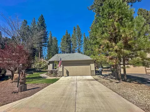 40 Red Willow Ct, Blairsden, CA 96103