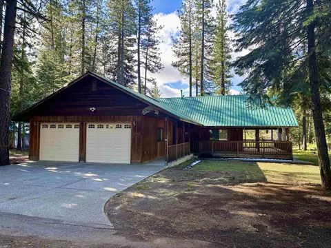 462-930 Clear Creek Dr, Clear Creek, CA 96137