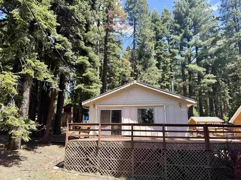 869 Golf Club Rd, Lake Almanor, CA 96137