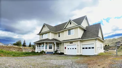 736 Meadow View Ln, Chilcoot, CA 96105