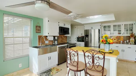Kitchen - 736 Meadow View Ln, Chilcoot, CA 96105 photo 3 of 3
