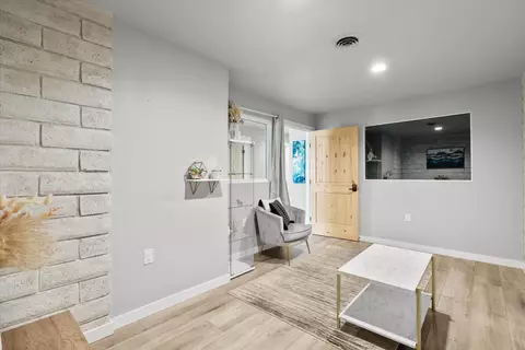 Entry Way - 65 Main St, Quincy, CA 95971 photo 7 of 9