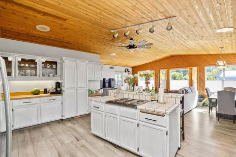 Kitchen - 65 Main St, Quincy, CA 95971 photo 5 of 8