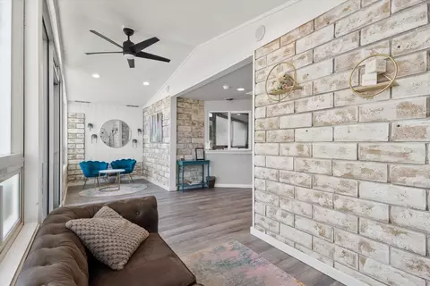Entry Way - 65 Main St, Quincy, CA 95971 photo 4 of 9