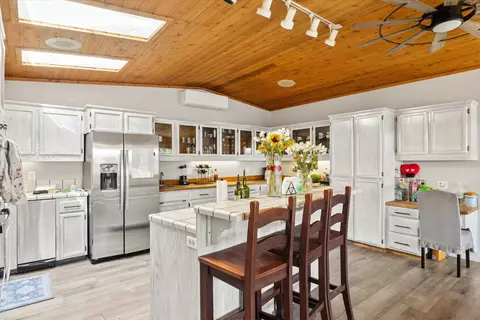 Kitchen - 65 Main St, Quincy, CA 95971 photo 3 of 8