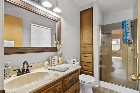 Bath - 65 Main St, Quincy, CA 95971 photo 1 of 3