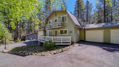 15 Korominu Trl, Graeagle, CA 96103
