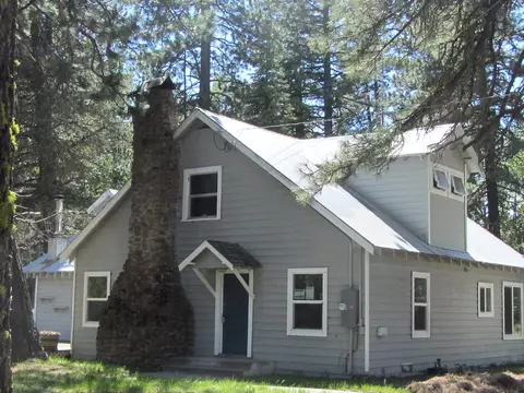 443 Feather River Dr, Chester, CA 96020