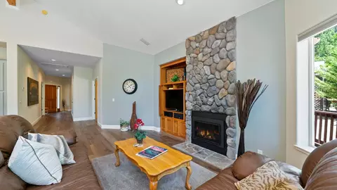 48 Fox Tail Ln, Clio, CA 96106 photo 9