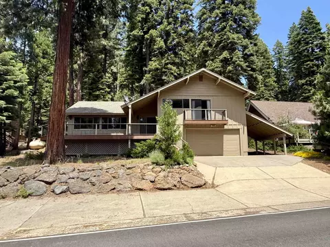 907 Golf Club Rd, Lake Almanor, CA 96137