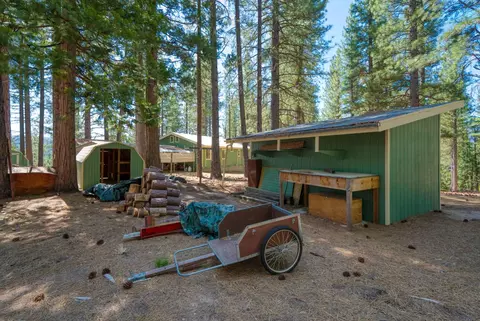 Exterior - 2467 Orchard Ridge Loop, Clio, CA 96106 photo 7 of 16