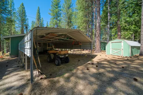 Exterior - 2467 Orchard Ridge Loop, Clio, CA 96106 photo 11 of 16