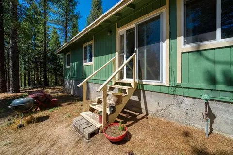 Exterior - 2467 Orchard Ridge Loop, Clio, CA 96106 photo 4 of 16