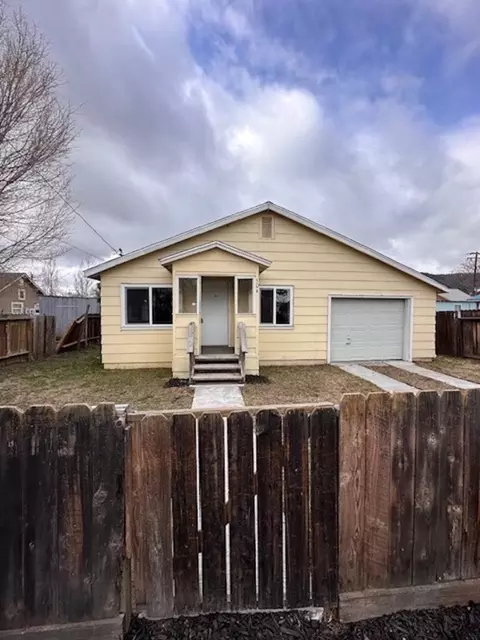 504 Meeker St, Loyalton, CA 96118