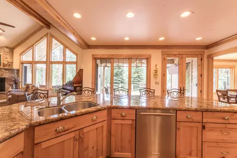 604 Bobcat Trl, Clio, CA 96106 photo 11