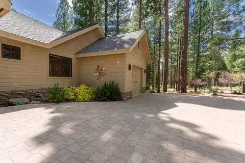 604 Bobcat Trl, Clio, CA 96106 photo 4