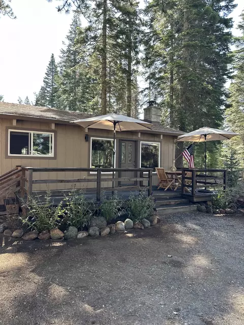 1338 Lassen View Dr, Lake Almanor, CA 96137