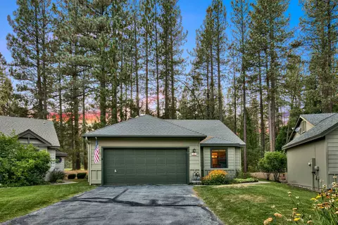 141 Cottonwood Dr, Blairsden, CA 96103