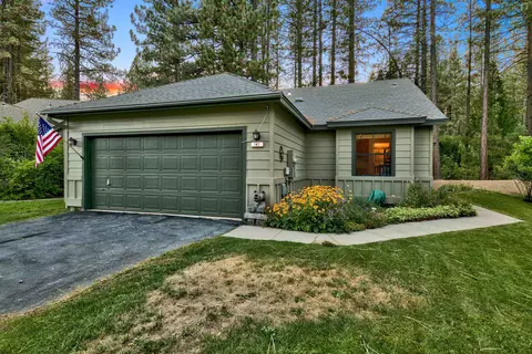Exterior - 141 Cottonwood Dr, Blairsden, CA 96103 photo 4 of 11