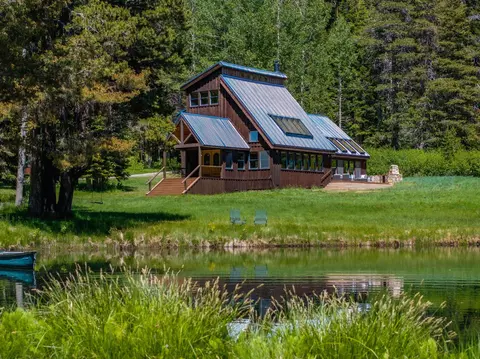 40600 Highway 49, Calpine, CA 96124