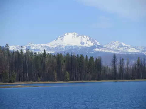 113 Lake Almanor West Dr, Chester, CA 96020