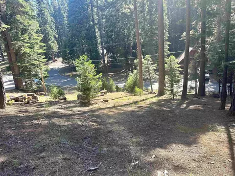 623 Cedar Canyon Rd, Lake Almanor, CA 96137