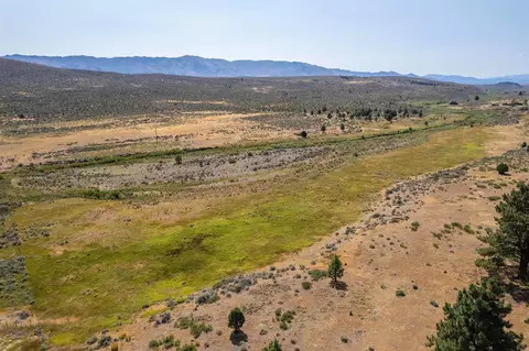 414-000 Scott Rd, Doyle, CA 96109 photo 2
