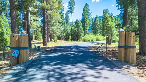 755 Carmichael Rd, Graeagle, CA 96103
