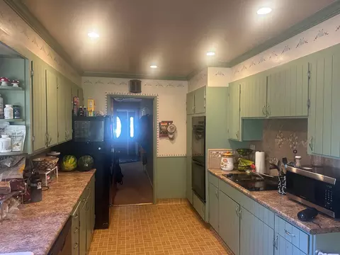 Kitchen - 263 Fourth St, Quincy, CA 95971 photo 1 of 1