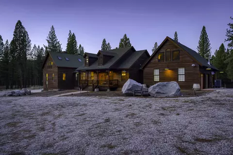 1341 Valley Ranch Dr, Clio, CA 96106