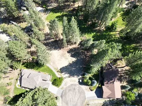 33 Poplar Ct, Blairsden, CA 96103