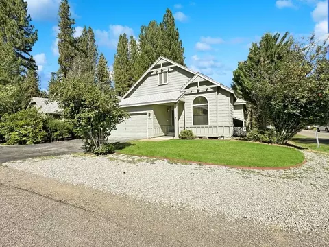 8 Alder Ct, Blairsden, CA 96103