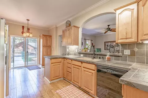 Kitchen - 501 Willhoite Rd, Chester, CA 96020 photo 4 of 5