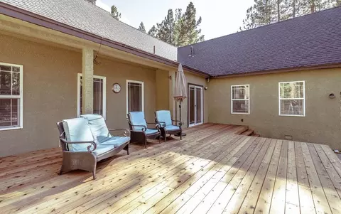 Exterior - 501 Willhoite Rd, Chester, CA 96020 photo 3 of 6