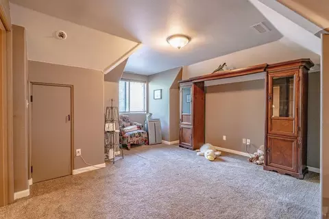 Bedroom - 501 Willhoite Rd, Chester, CA 96020 photo 5 of 5