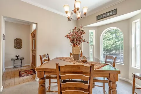Dining - 501 Willhoite Rd, Chester, CA 96020 photo 1 of 3