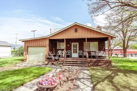 113 Crescent St, Crescent Mills, CA 95934