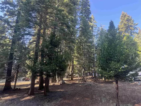 1129 Clifford Dr, Lake Almanor, CA 96137