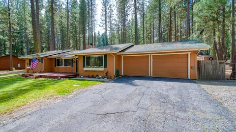 5 Timber Ln, Blairsden, CA 96103