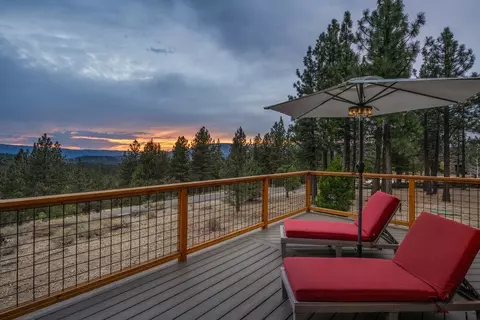 522 Nighthawk, Clio, CA 96106