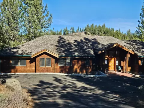 954 Cloud Painter, Clio, CA 96106