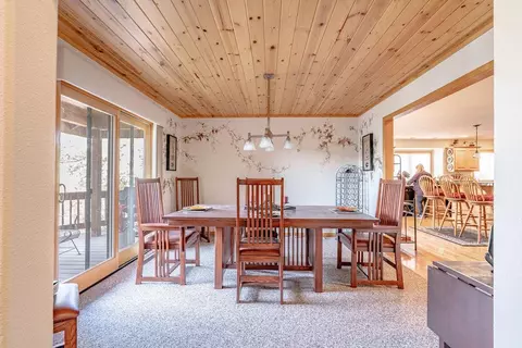 Dining - 954 Cloud Painter, Clio, CA 96106 photo 1 of 4