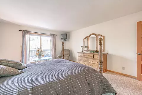 Bedroom - 954 Cloud Painter, Clio, CA 96106 photo 2 of 5