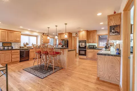 Kitchen - 954 Cloud Painter, Clio, CA 96106 photo 5 of 6