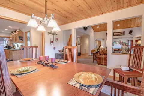 Dining - 954 Cloud Painter, Clio, CA 96106 photo 2 of 4