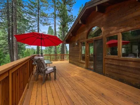 Exterior - 661 S Meadow Dr, Clio, CA 96106 photo 2 of 13
