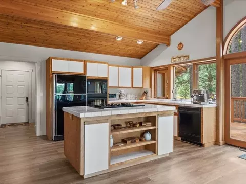 Kitchen - 661 S Meadow Dr, Clio, CA 96106 photo 3 of 6