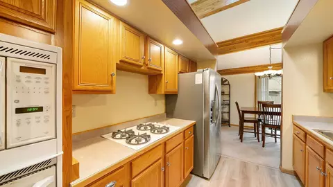 Kitchen - 143 Graeagle Meadows Ln, Graeagle, CA 96103 photo 2 of 5