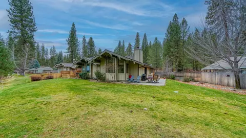 Exterior - 143 Graeagle Meadows Ln, Graeagle, CA 96103 photo 2 of 13